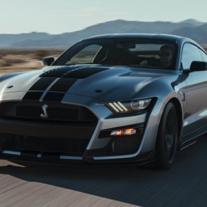 2020-ford-mustang-shelby-gt500-1(4).jpg